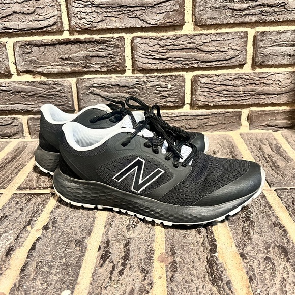 New Balance 520’s - Picture 2 of 3
